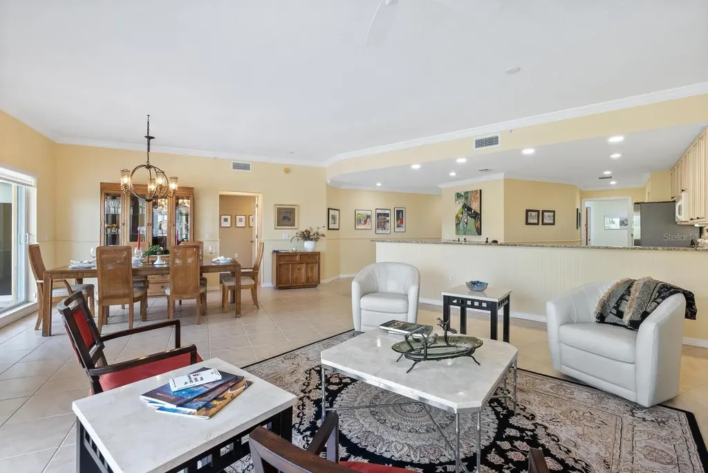 1188 N Tamiami Trail Sarasota FL 34236