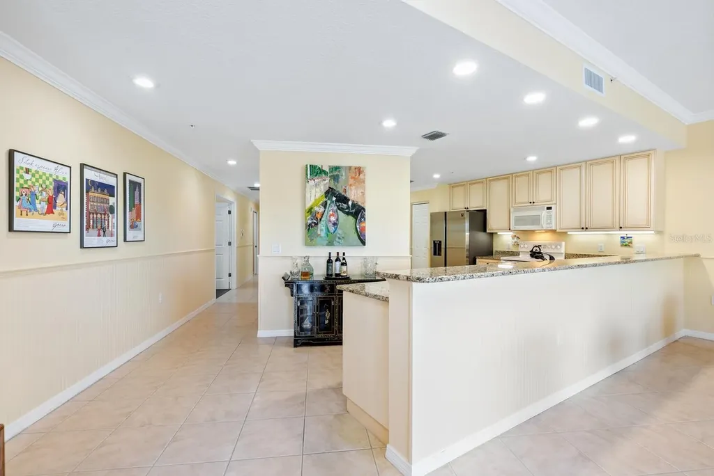1188 N Tamiami Trail Sarasota FL 34236