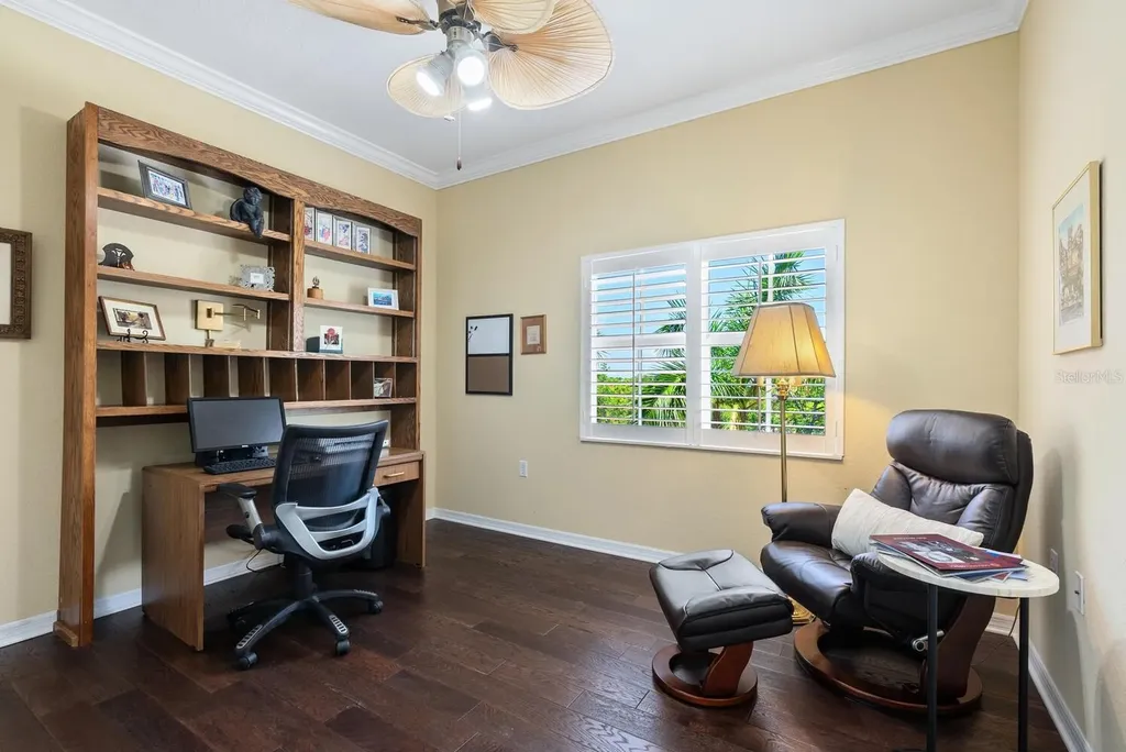 1188 N Tamiami Trail Sarasota FL 34236