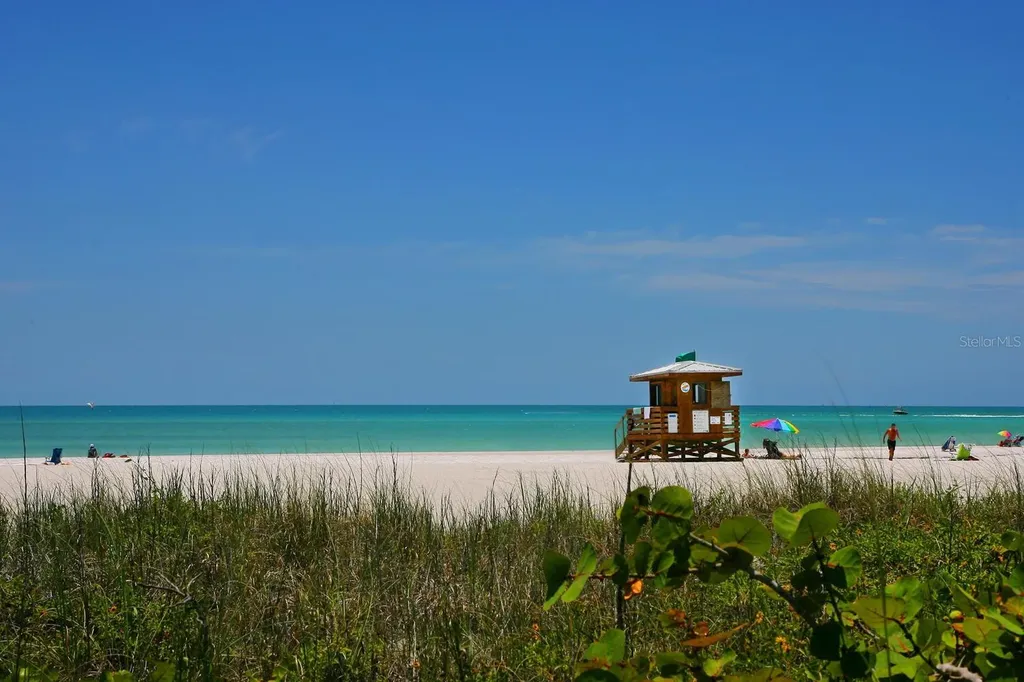 1188 N Tamiami Trail Sarasota FL 34236
