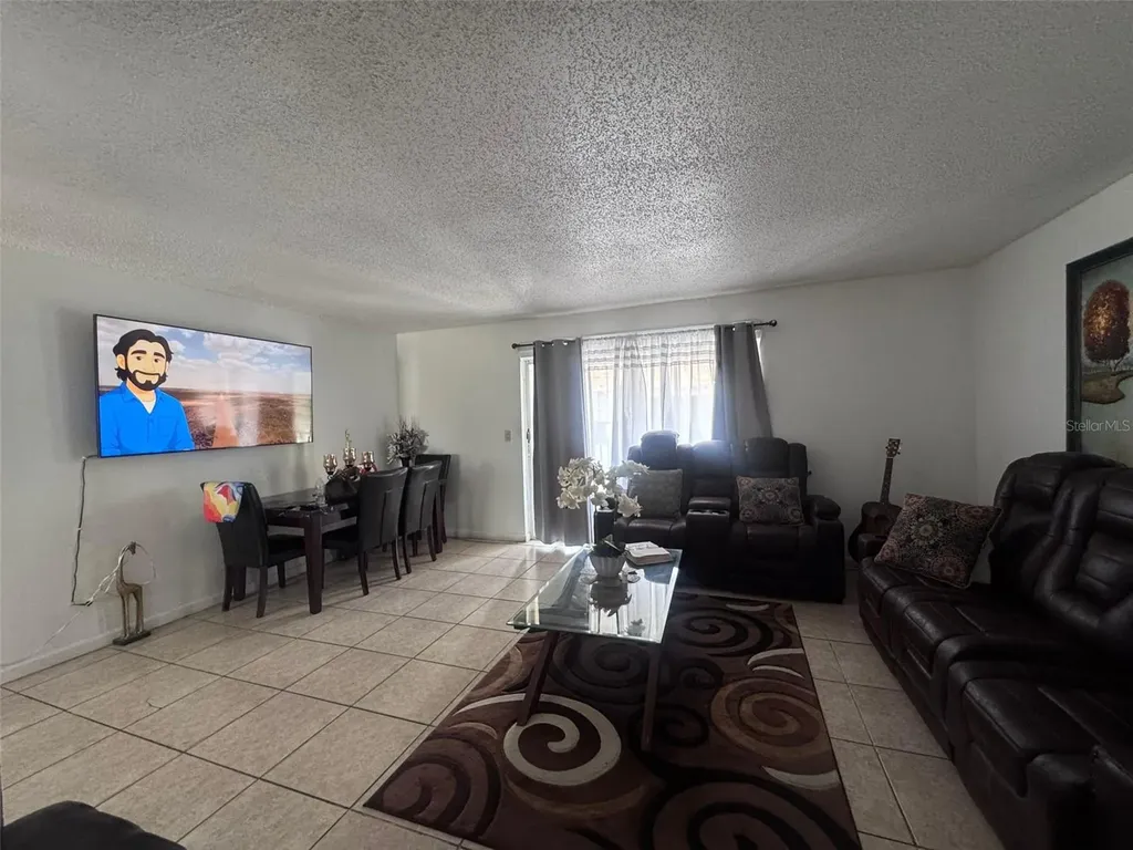 7210 N Manhattan Avenue Tampa FL 33614
