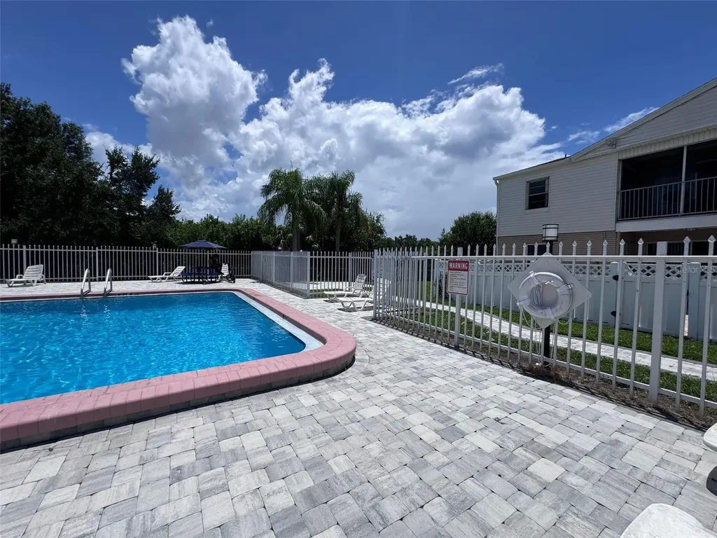 7210 N Manhattan Avenue Tampa FL 33614