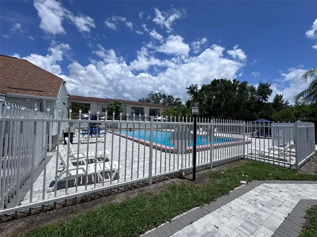 7210 N Manhattan Avenue Tampa FL 33614