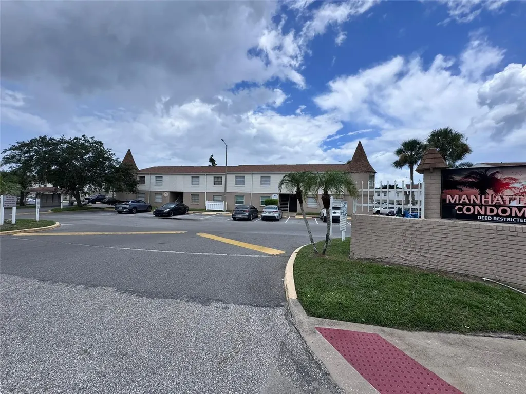 7210 N Manhattan Avenue Tampa FL 33614