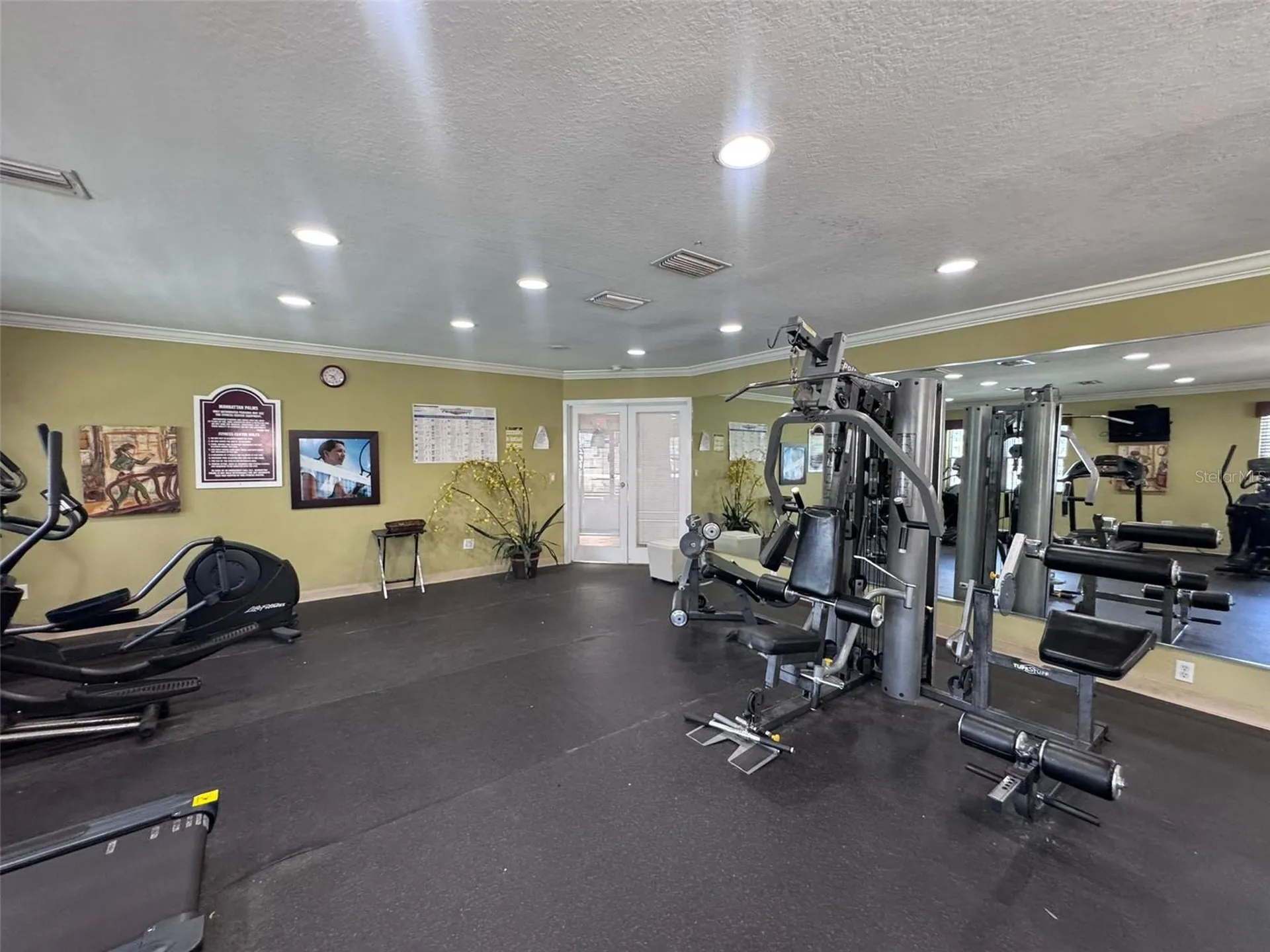 7210 N Manhattan Avenue Tampa FL 33614