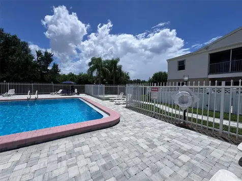 7210 N Manhattan Avenue Tampa FL 33614