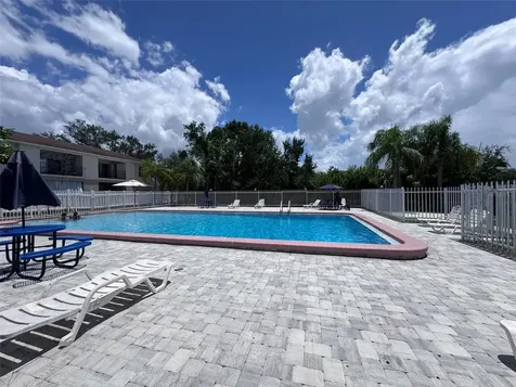 7210 N Manhattan Avenue Tampa FL 33614