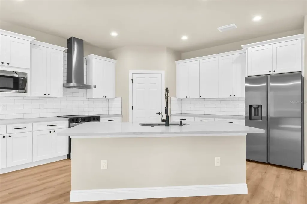17420 Macassar Road Weeki Wachee FL 34614
