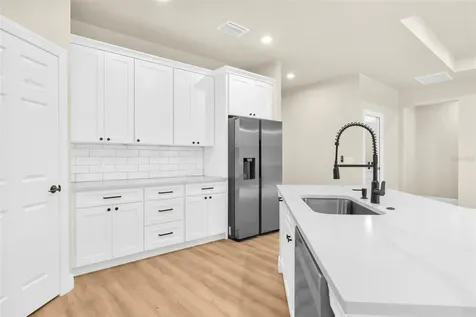 17420 Macassar Road Weeki Wachee FL 34614