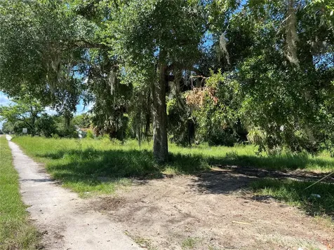104 W Michael Gladden Boulevard Apopka FL 32703