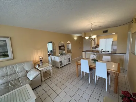 6343 Palma Del Mar Boulevard S St Petersburg FL 33715