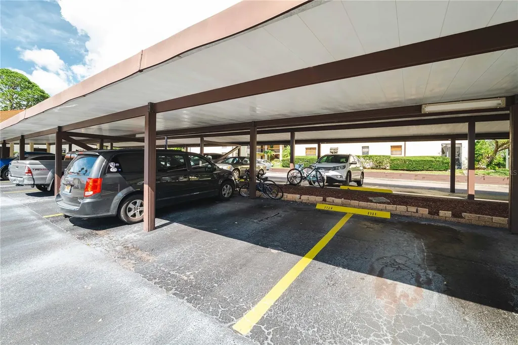 1109 Hammock Pine Boulevard Clearwater FL 33761
