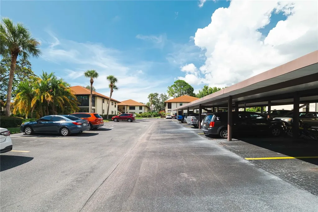 1109 Hammock Pine Boulevard Clearwater FL 33761