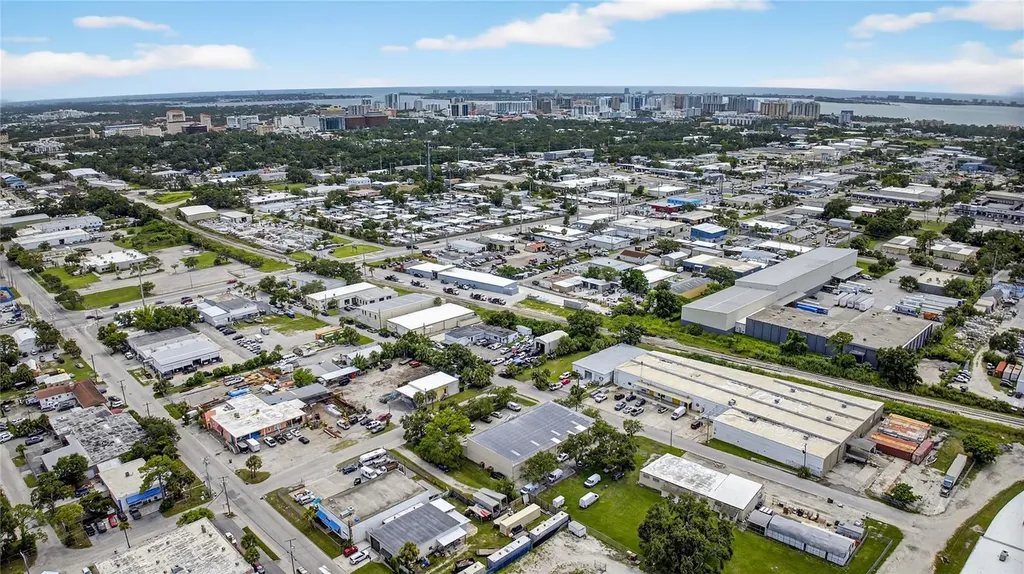 2239 15th Street Sarasota FL 34237