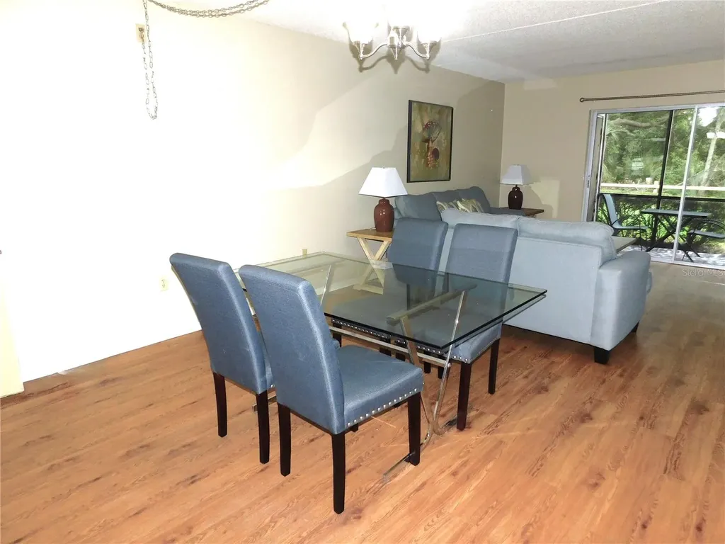 105 Palmetto Court Oldsmar FL 34677