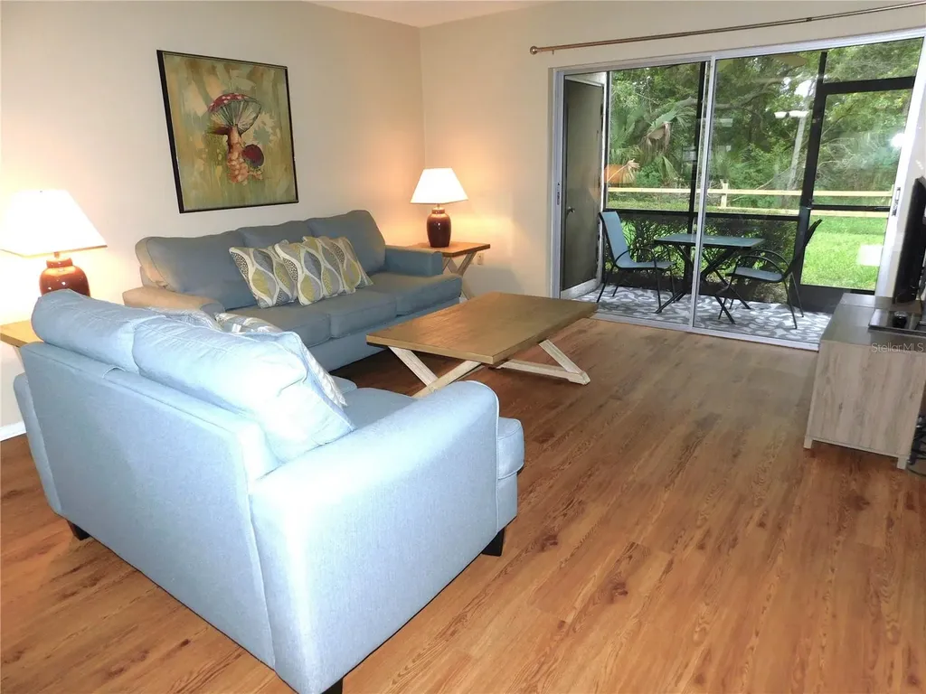 105 Palmetto Court Oldsmar FL 34677