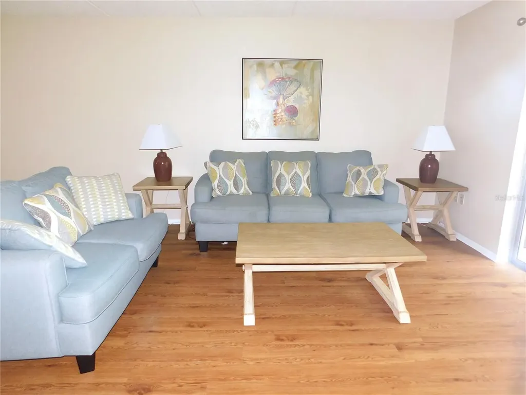 105 Palmetto Court Oldsmar FL 34677