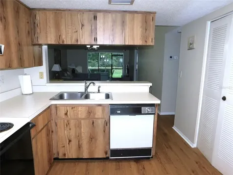 105 Palmetto Court Oldsmar FL 34677