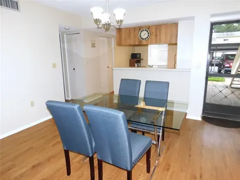105 Palmetto Court Oldsmar FL 34677