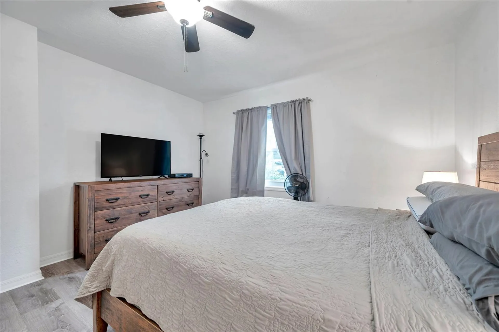 121 Seahorse Drive SE St Petersburg FL 33705