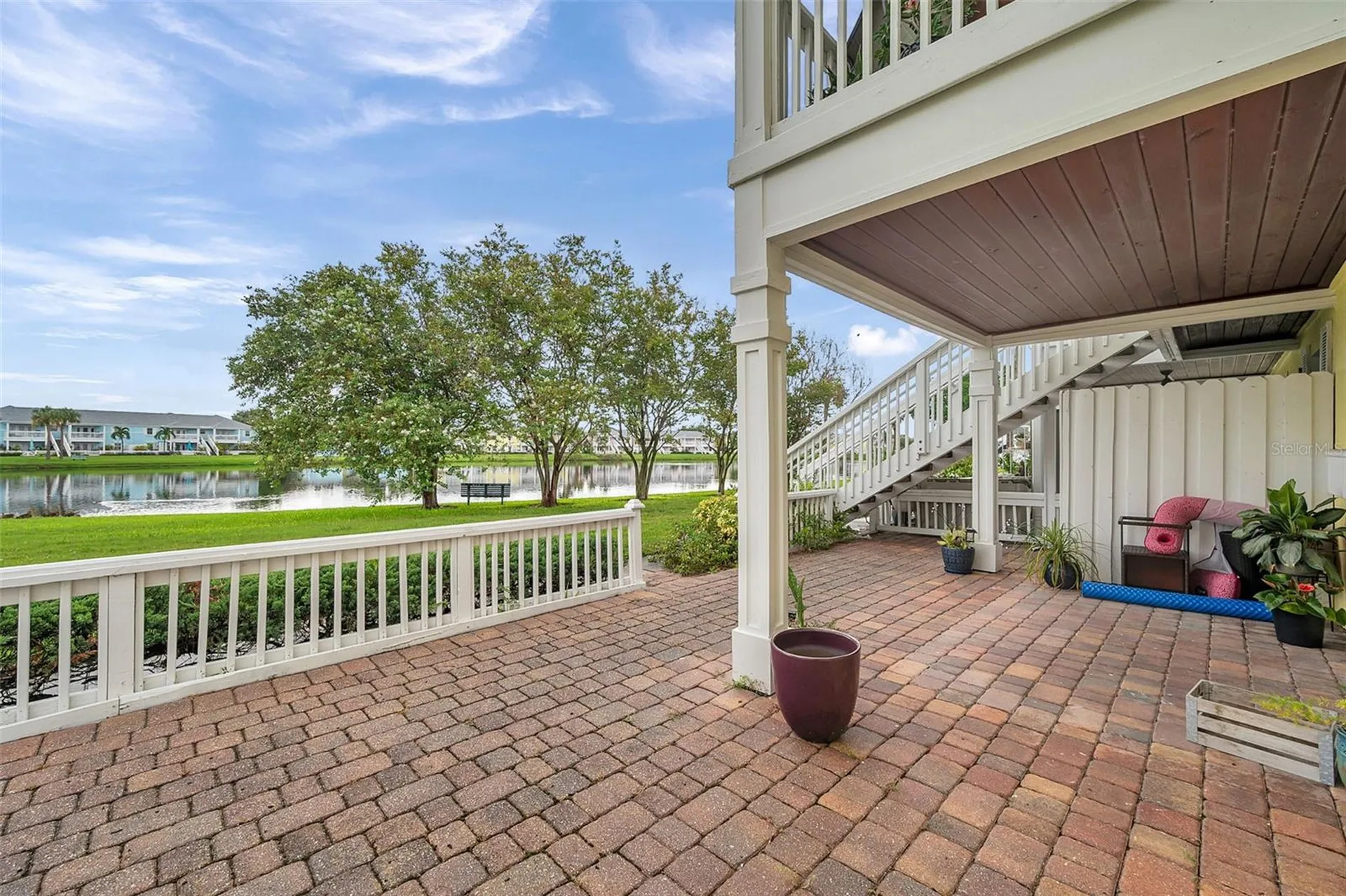 121 Seahorse Drive SE St Petersburg FL 33705