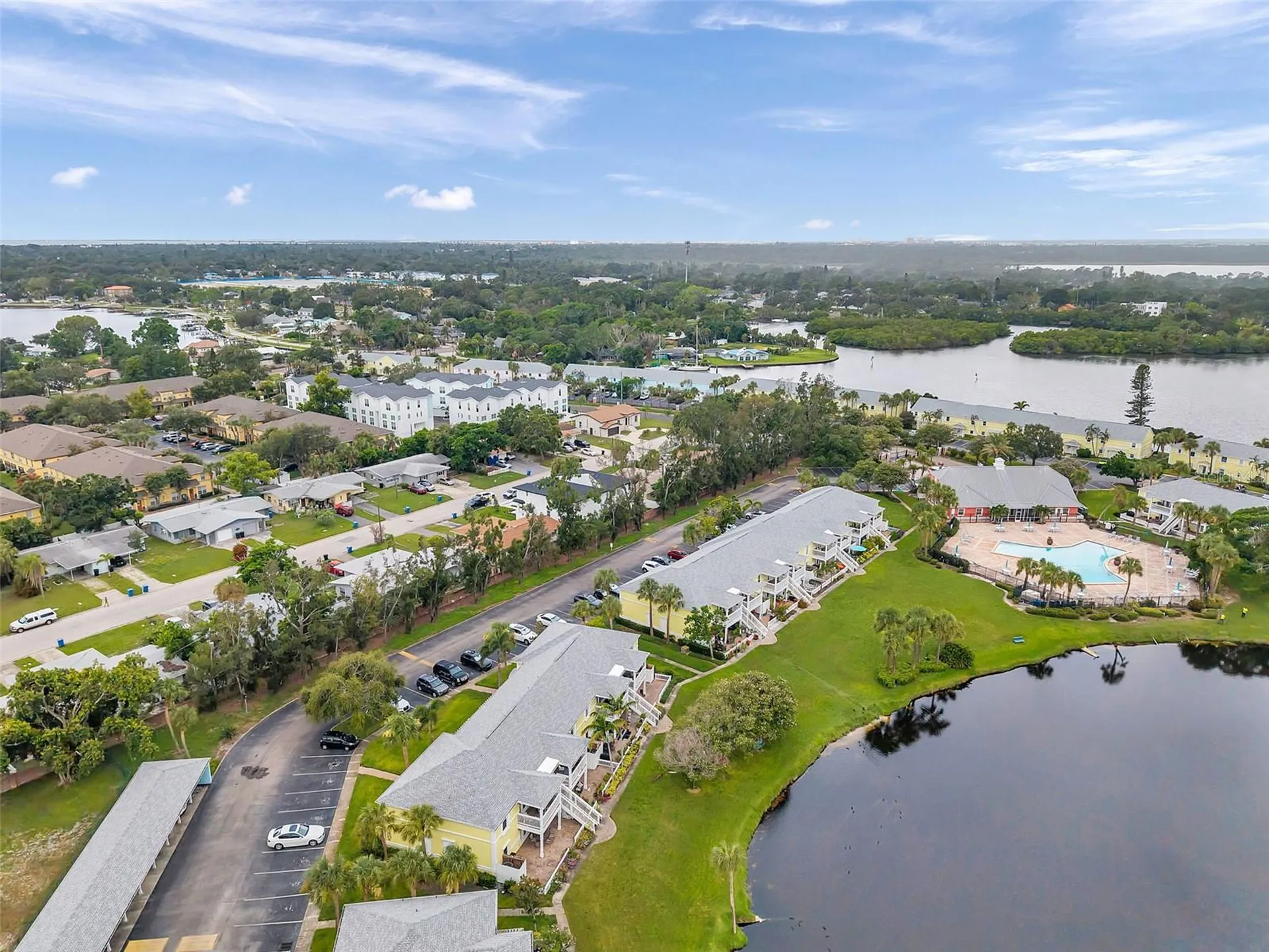 121 Seahorse Drive SE St Petersburg FL 33705