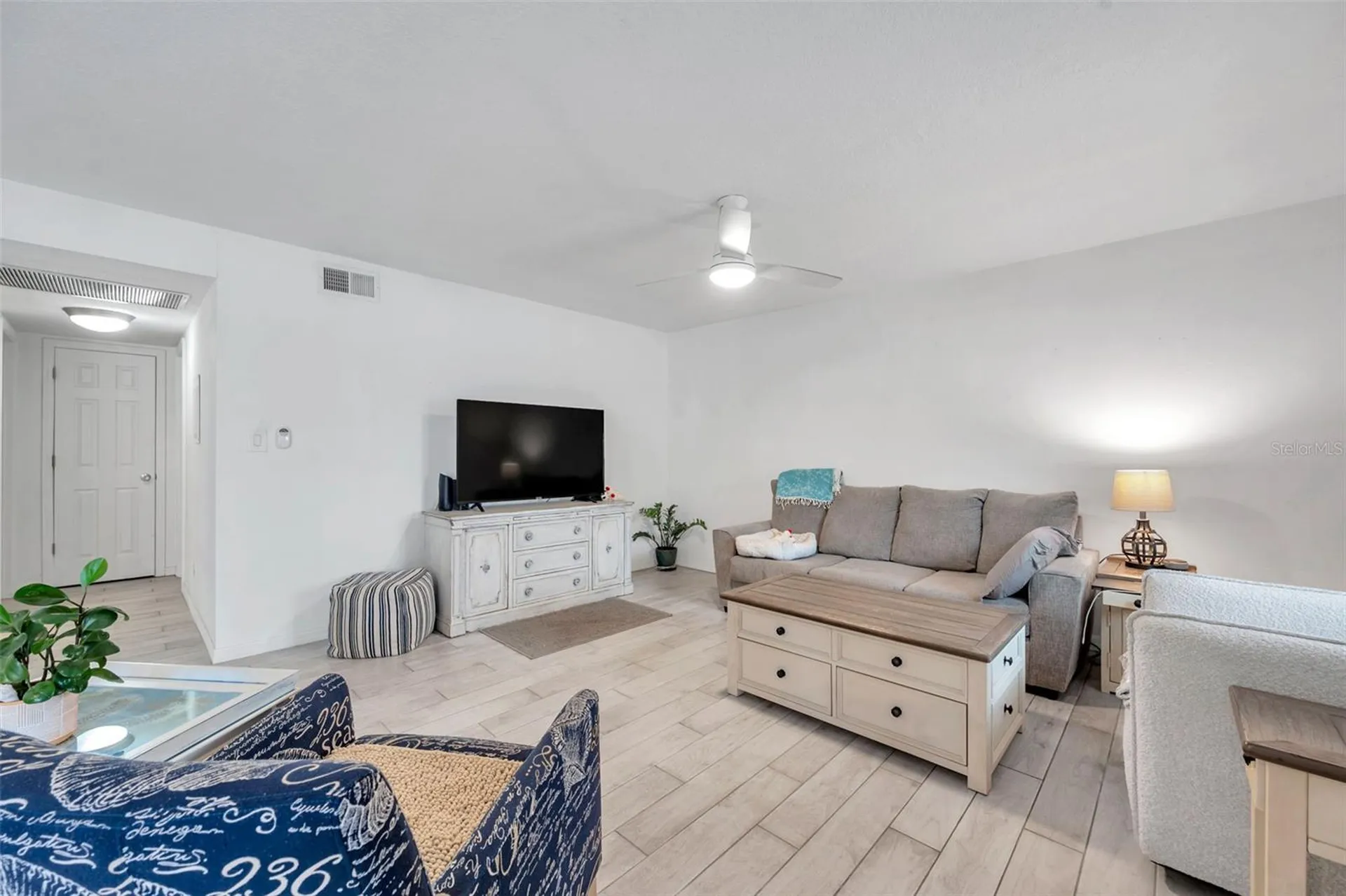 121 Seahorse Drive SE St Petersburg FL 33705