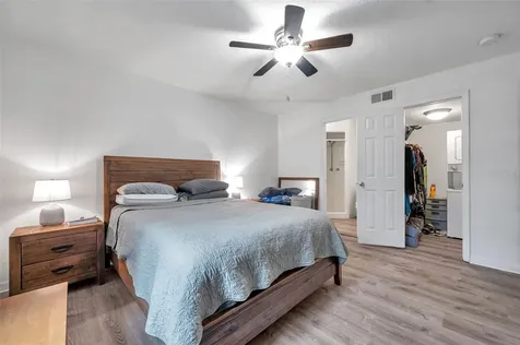 121 Seahorse Drive SE St Petersburg FL 33705