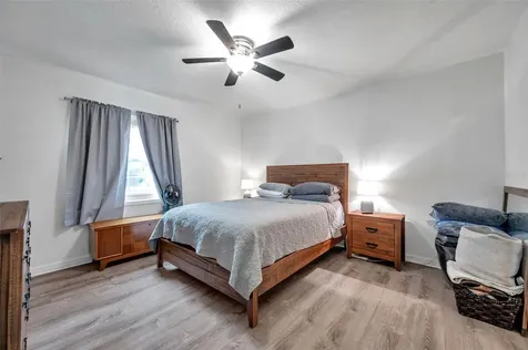 121 Seahorse Drive SE St Petersburg FL 33705