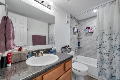 121 Seahorse Drive SE St Petersburg FL 33705