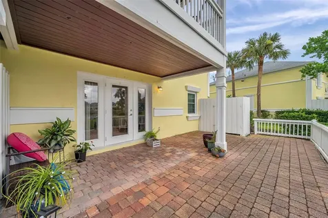 121 Seahorse Drive SE St Petersburg FL 33705