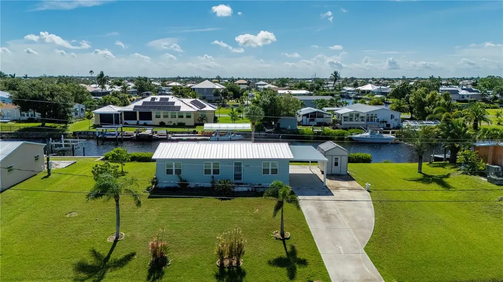 4220 Deltona Drive Punta Gorda FL 33950