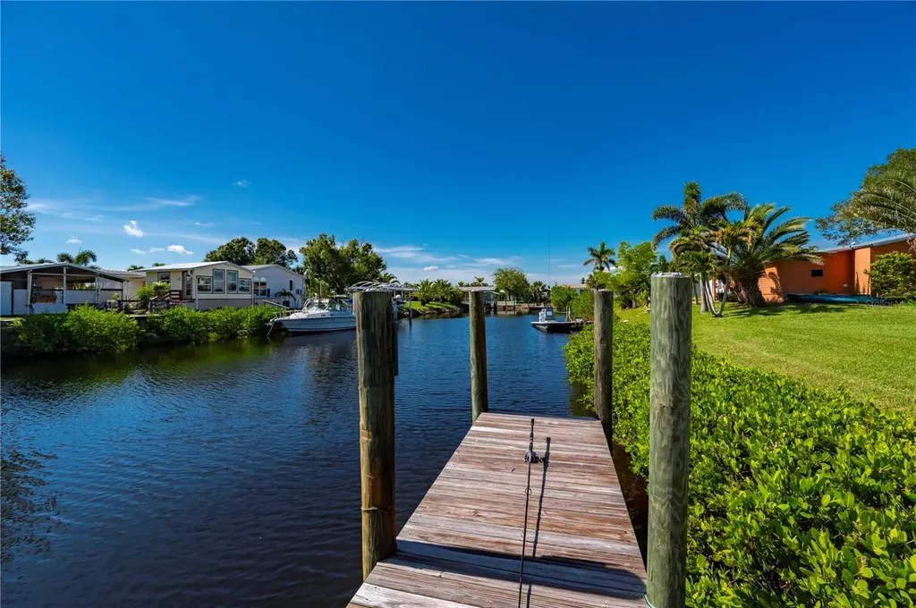4220 Deltona Drive Punta Gorda FL 33950