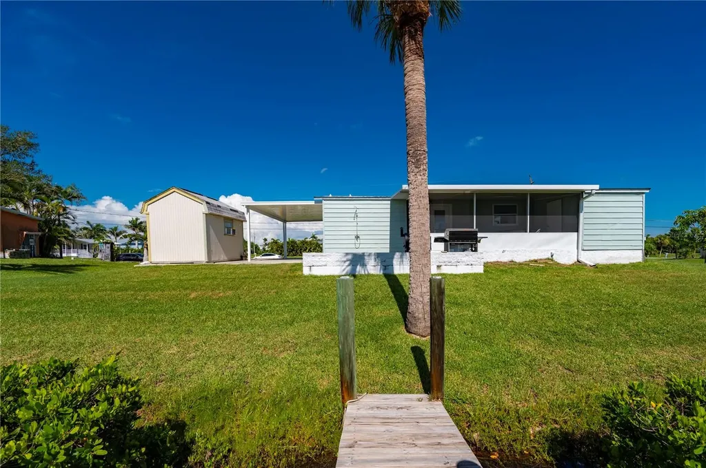 4220 Deltona Drive Punta Gorda FL 33950