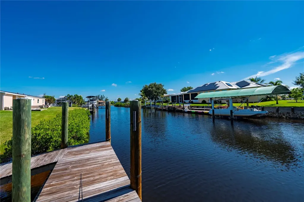 4220 Deltona Drive Punta Gorda FL 33950