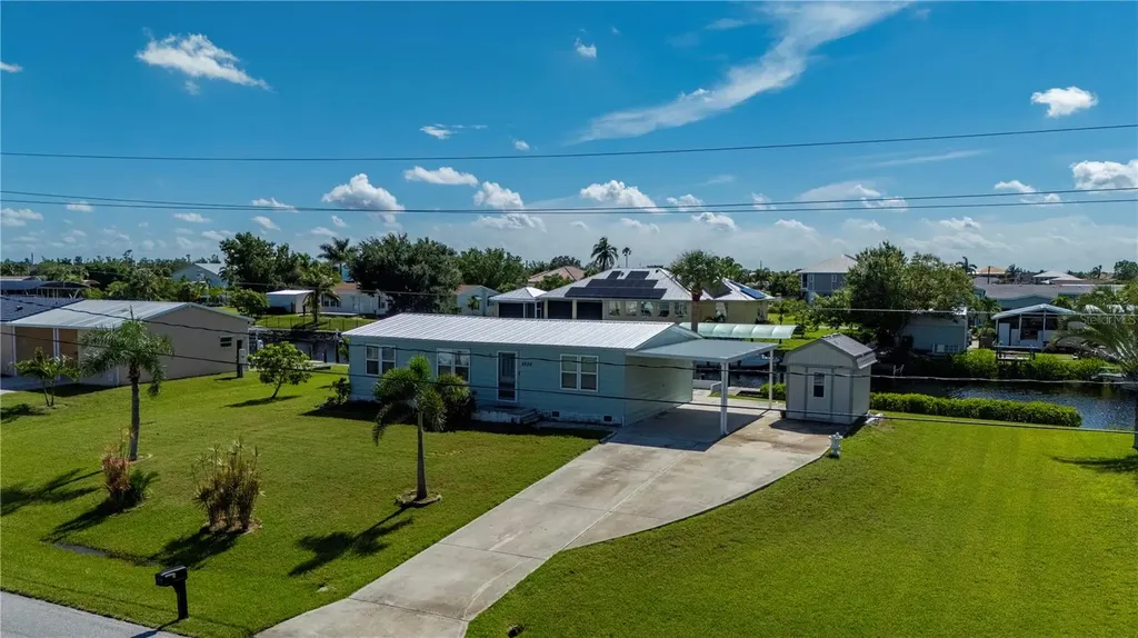 4220 Deltona Drive Punta Gorda FL 33950