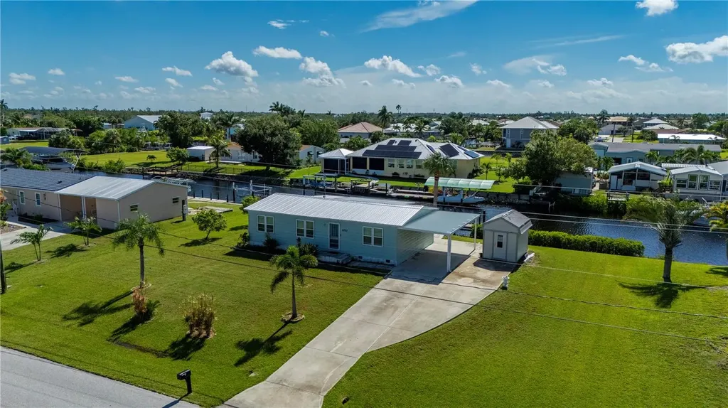 4220 Deltona Drive Punta Gorda FL 33950