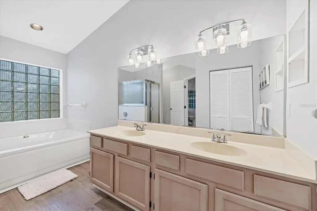 4738 Raintree Street Circle E Bradenton FL 34203