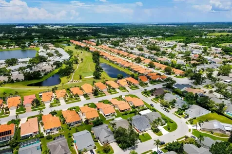 4738 Raintree Street Circle E Bradenton FL 34203