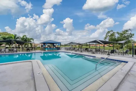 4738 Raintree Street Circle E Bradenton FL 34203