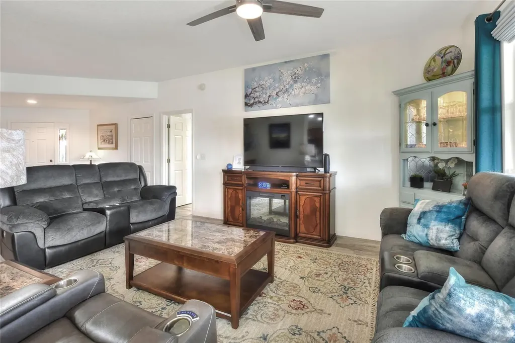 3913 Serenade Lane Lakeland FL 33811