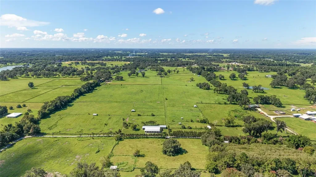 5800 SE 145th Street Summerfield FL 34491