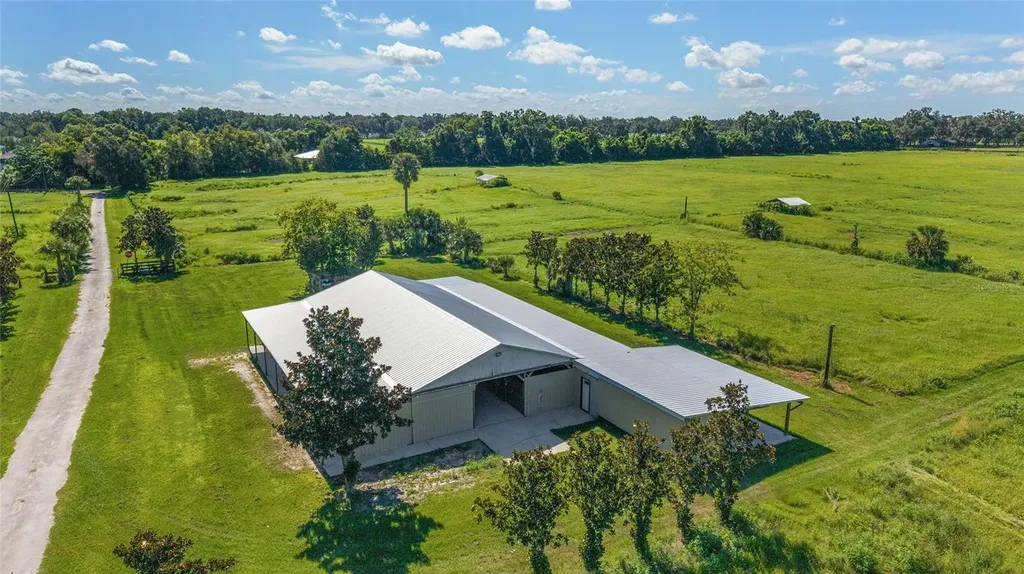 5800 SE 145th Street Summerfield FL 34491
