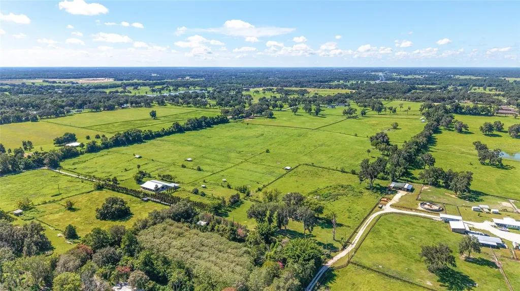 5800 SE 145th Street Summerfield FL 34491