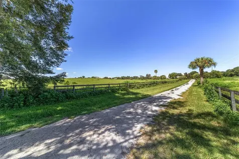 5800 SE 145th Street Summerfield FL 34491