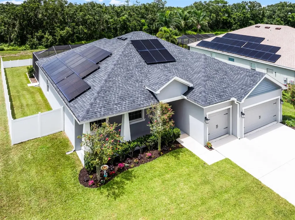 303 Travelers Creek Drive Auburndale FL 33823