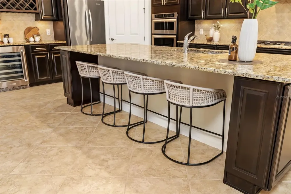 11192 Whimbrel Lane Sarasota FL 34238
