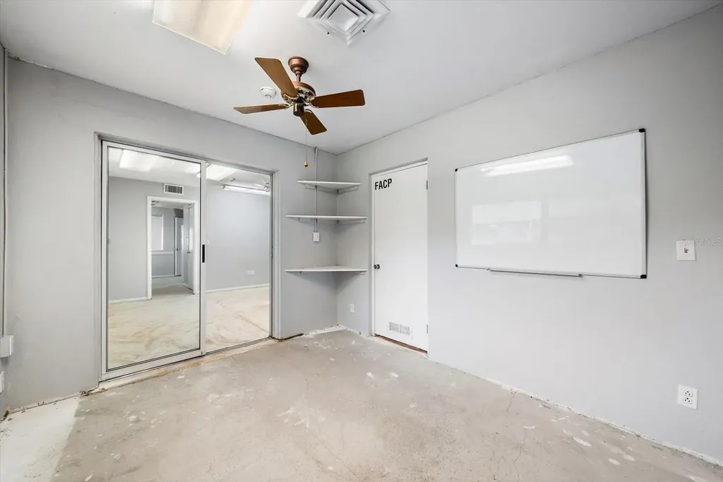 4242 Mcintosh Lane Sarasota FL 34232