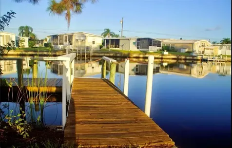 203 Estrada North Port FL 34287