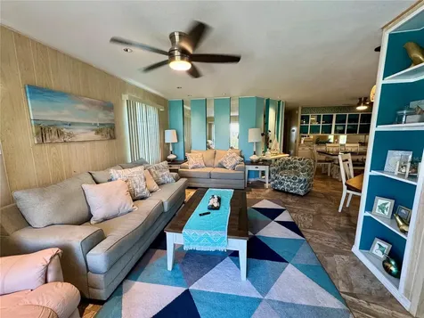203 Estrada North Port FL 34287